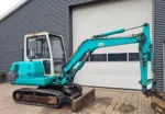 KOMATSU PC30-7 + 3 GODETS – Mini Pelle 3,8T