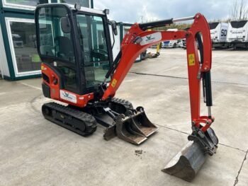 Kubota KX 019-4 + 3 GODETS – Mini Pelle 1,855T